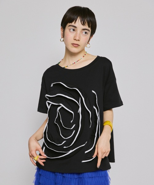 manana suerte(マニャーナスエルテ)の「パイピングローズTシャツ(Tシャツ/カットソー・レディース・ホワイト/ブラック・FREE)」の12枚目の写真