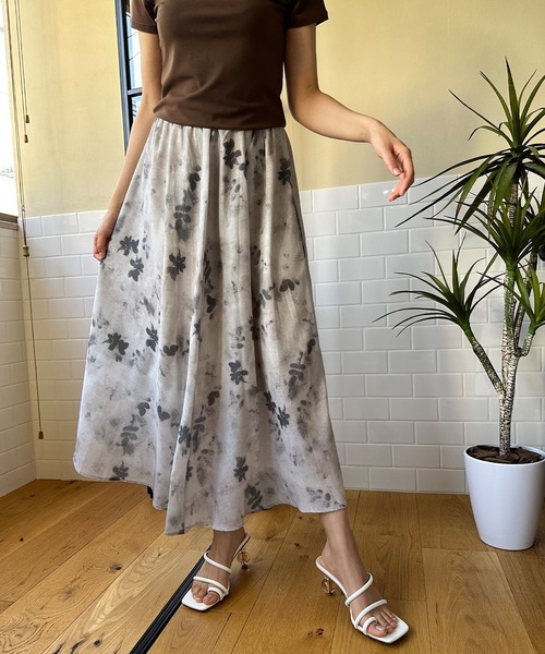 aimoha（アイモハ）の「墨絵感スカート（スカート・レディース・イエロー/グレー・MEDIUM/LARGE）」の16枚目の写真