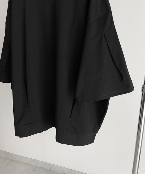 y/m by MIHO（イムバイミホ）の「ビッグシルエットTシャツ（Tシャツ/カットソー・レディース・ブラック/ホワイト/マルチ・FREE）」の6枚目の写真