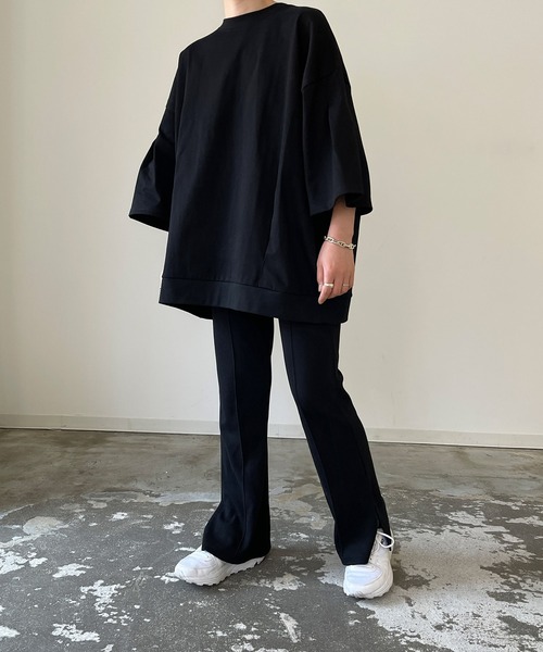 y/m by MIHO（イムバイミホ）の「ビッグシルエットTシャツ（Tシャツ/カットソー・レディース・ブラック/ホワイト/マルチ・FREE）」の11枚目の写真