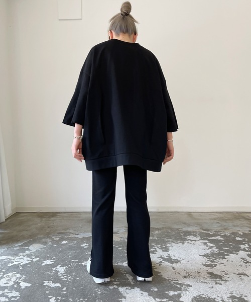 y/m by MIHO（イムバイミホ）の「ビッグシルエットTシャツ（Tシャツ/カットソー・レディース・ブラック/ホワイト/マルチ・FREE）」の16枚目の写真