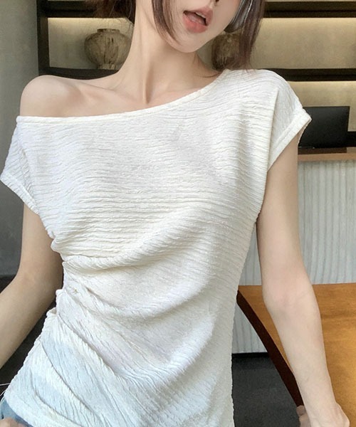 gossip！ロサンゼルス（ゴシップロサンゼルス）の「オフショルダー　Ｔシャツ（Tシャツ/カットソー・レディース・カーキ/ホワイト・FREE）」の22枚目の写真