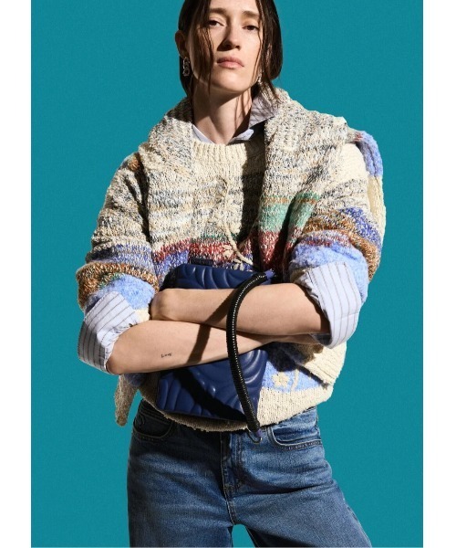 Desigual(デシグアル)の「GRAN SUDBURY ヘビーゲージプルオーバー(ニット/セーター・レディース・マルチ・S/M/L)」の3枚目の写真