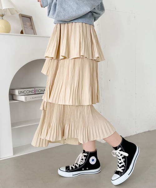 CLEA(クレア)の「ボリュームティアードスカート(スカート・レディース・ホワイト/アイボリー/ブラック/グレー・FREE)」の3枚目の写真