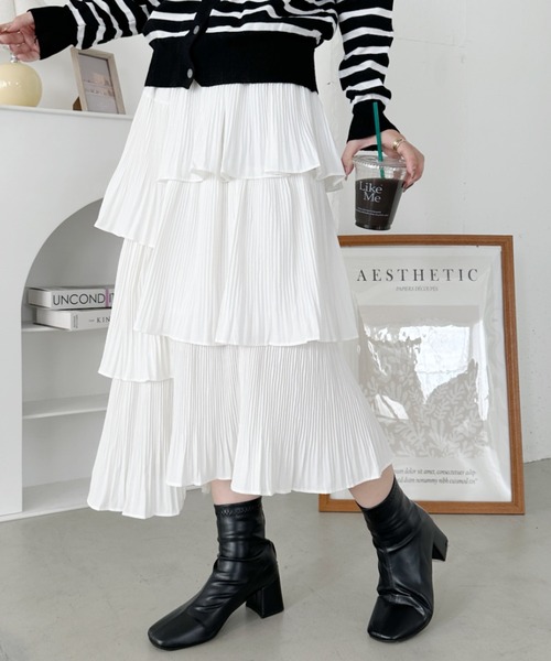 CLEA(クレア)の「ボリュームティアードスカート(スカート・レディース・ホワイト/アイボリー/ブラック/グレー・FREE)」の6枚目の写真