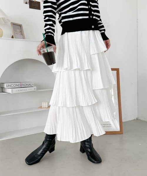 1080★ ボリュームスカート白 セール】ボリュームティアードスカート（スカート）｜CLEA（クレア）の