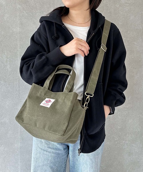 BAYBLO（ベイブロ）の「(KS)3ポケットミニショルダーバッグ（ショルダーバッグ・メンズ・グリーン/テラコッタ/モカ/イエロー/パープル/ブルー系その他/グリーン系その他/ブラック/アイボリー/カーキ/ブルー系その他2/グレー/ブラック系その他・FREE）」の8枚目の写真