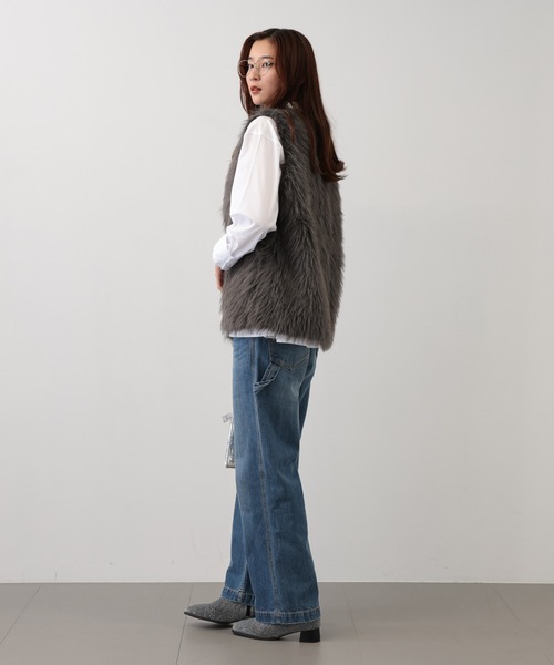 saloon(サルーン)の「SALOON(サルーン)/ロングフォックスライクベスト ノースリーブ(ベスト・レディース・チャコール/ベージュ/アイボリー・FREE)」の7枚目の写真