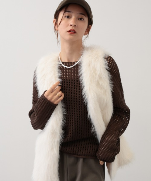 saloon(サルーン)の「SALOON(サルーン)/ロングフォックスライクベスト ノースリーブ(ベスト・レディース・チャコール/ベージュ/アイボリー・FREE)」の18枚目の写真