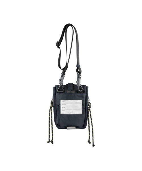 A.P.C.（アーペーセー）の「CROSSBODY POUCH TREK 24A（ボディ