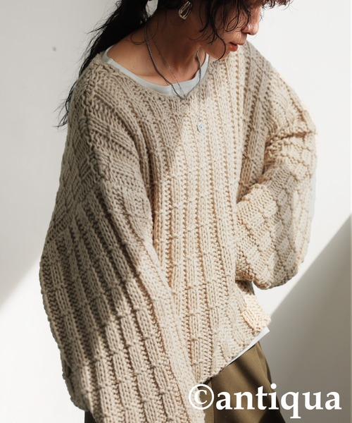antiqua(アンティカ)の「ローゲージショートニット(ニット/セーター・レディース・ネイビー/ベージュ/ブラック・ONESIZE)」の11枚目の写真