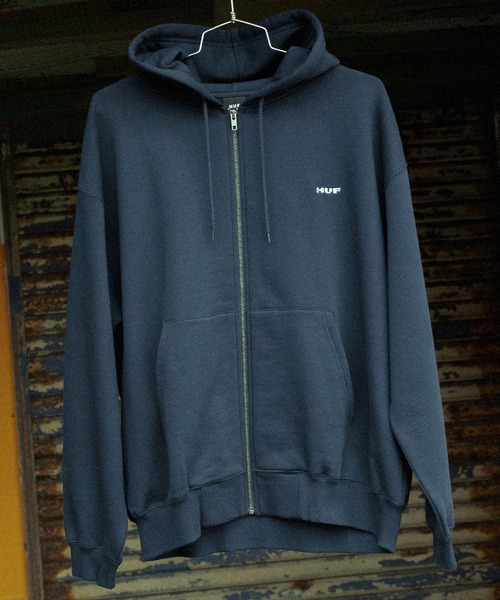 HUF（ハフ）の「MANHOLE FLEECE FULL ZIP HOODIE / HUF ハフ ヘビーウェイト プリントロゴ パーカー（パーカー・メンズ・アッシュグレー/ブラック/ネイビー・X-LARGE/LARGE/MEDIUM/SMALL/XX-LARGE）」の7枚目の写真