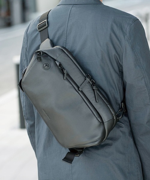 BROSKI AND SUPPLY ショルダーバッグ　牛革  BBOM-899 BROSKI AND 鳴く SUPPLY ショルダーバッグ 牛革 BBOM-899