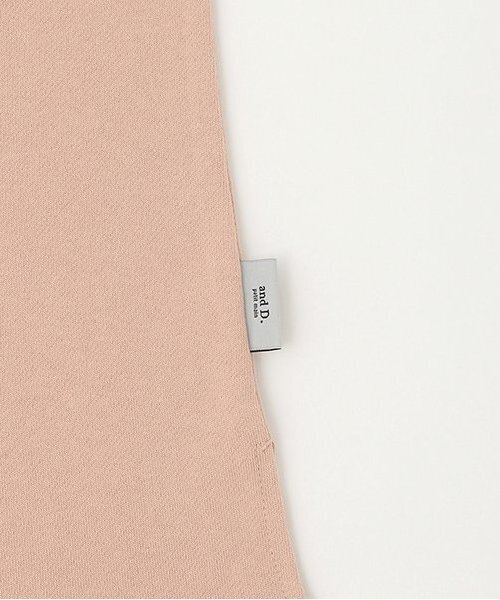 and D. petit main(アンドディープティマイン)の「【リンク】シンプルロゴフードワンピース(ワンピース・キッズ・オフホワイト/ブラック/サーモンピンク・100cm/110cm/120cm/130cm/140cm/150cm)」の7枚目の写真