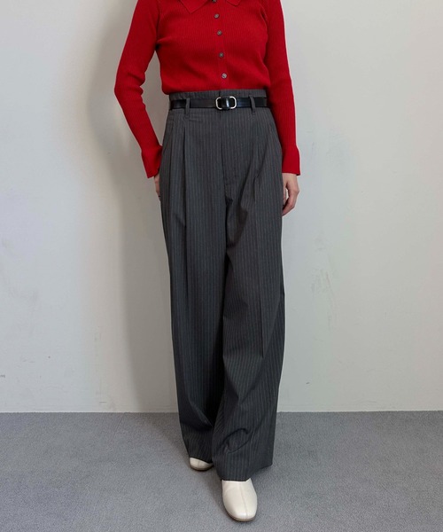 1chaku.（イッチャク）の「ハイウエストストレートパンツ（スラックス・レディース・チャコールグレー・マルチサイズ）」の3枚目の写真