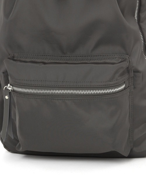 GLOBAL WORK（グローバルワーク）の「撥水軽量12ポケットリュック/234512（バックパック/リュック・レディース・ブラック系その他/レオパード/ベージュ/ブラック/カーキ/アイボリー/グレー・ONE SIZE）」の12枚目の写真