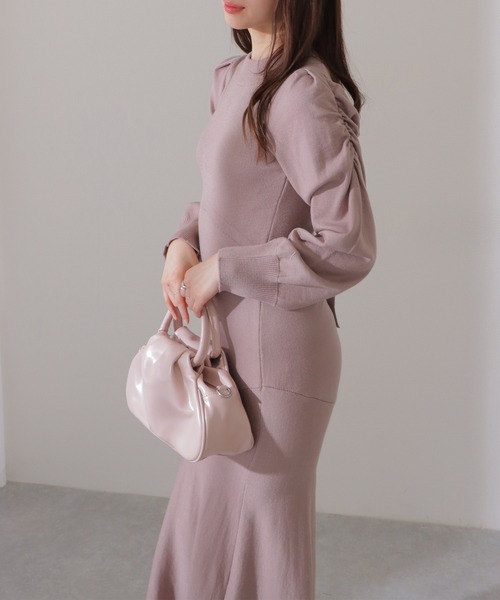 Lace Ladies(レースレディース)の「プチハイネック ギャザー袖 マーメイド ニット ワンピース(ワンピース・レディース・ピンク/ブルーグレー/ブラック・FREE/S)」の12枚目の写真