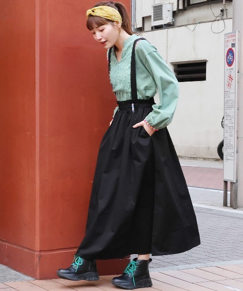 チチカカ（チチカカ）の「2WAYサスペンダースカート（サロペット/オーバーオール・レディース・ブラック/キャメル・FREE）」の3枚目の写真