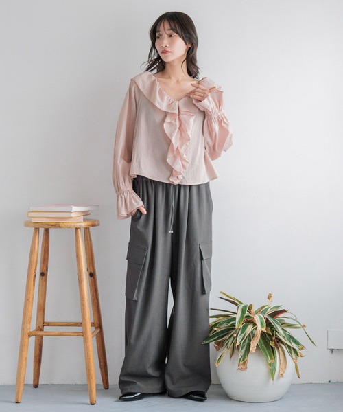 LOWRYS FARM(ローリーズファーム)の「2WAYフリルクロスブラウス 252726(シャツ/ブラウス・レディース・ホワイト/ブラック/ピンク・FREE)」の14枚目の写真