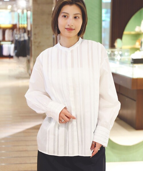 Demi-Luxe BEAMS（デミルクス ビームス）の「コットン ランダムタック シャツ［手洗い可］（シャツ/ブラウス・レディース・ホワイト/サックスブルー・36/38）」の2枚目の写真