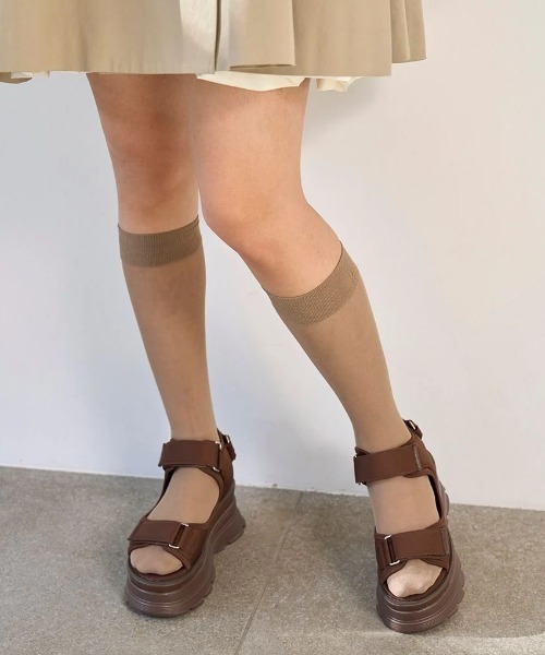 SNIDEL（スナイデル）の「スニーカーソールサンダル（サンダル・レディース・ブラック/ブラウン/ライトベージュ・SMALL/MEDIUM/LARGE）」の13枚目の写真