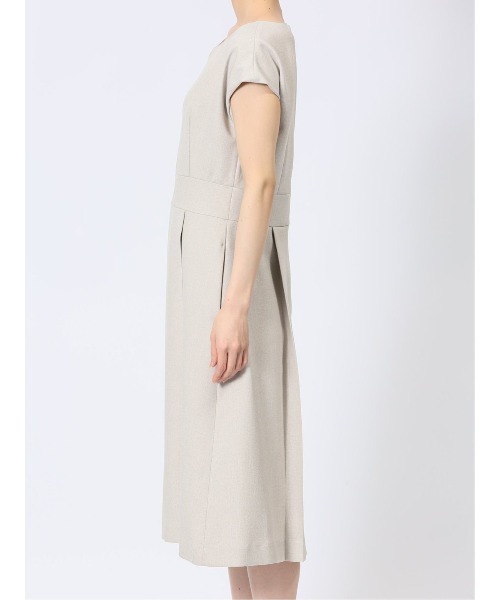 m.f.editorial（エムエフエディトリアル）の「【ストレッチ ウォッシャブル UV】m.f.エディトリアルレディース 半袖タックワンピース(セットアップ可能)（ワンピース・レディース・ベージュ・S/MEDIUM/LARGE）」の8枚目の写真