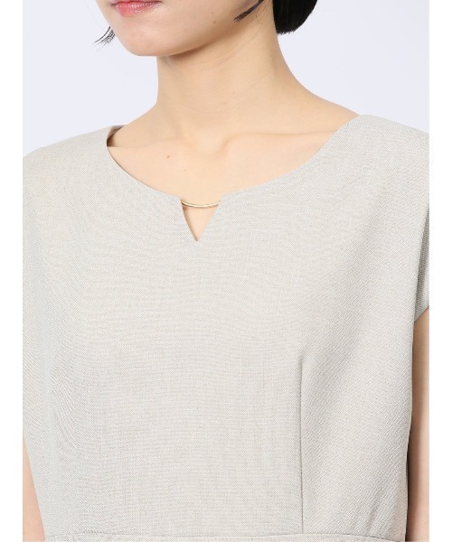 m.f.editorial（エムエフエディトリアル）の「【ストレッチ ウォッシャブル UV】m.f.エディトリアルレディース 半袖タックワンピース(セットアップ可能)（ワンピース・レディース・ベージュ・S/MEDIUM/LARGE）」の10枚目の写真