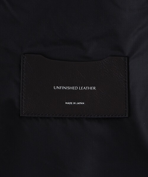 UNITED ARROWS（ユナイテッドアローズ）の「UNFINISHED LEATHER/巾着&トートバッグ（ショルダーバッグ・メンズ・ブラック・FREE）」の11枚目の写真