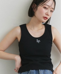 カップ付き ロゴ刺繍タンクトップ