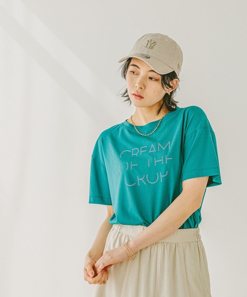 BAYFLOW(ベイフロー)の「アソートロゴショートスリーブT(Tシャツ/カットソー・レディース・オフホワイト/グリーン/グレイッシュベージュ/ブラック/ホワイト系2/ベージュ系2/ボルドー/パープル・MEDIUM/SMALL)」の7枚目の写真