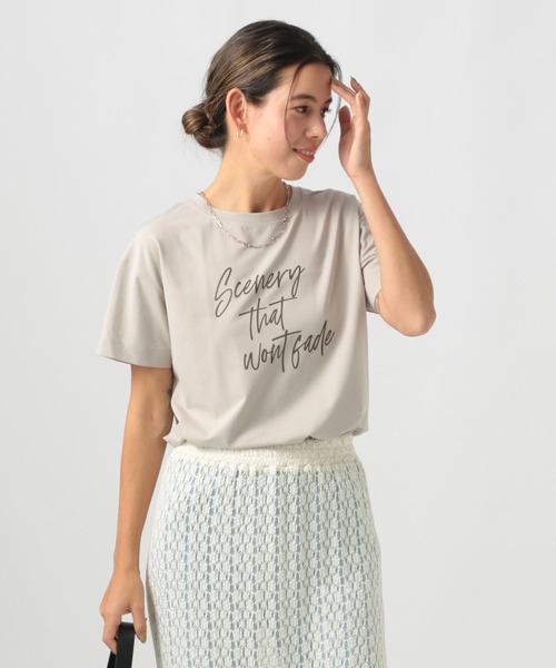 BAYFLOW(ベイフロー)の「アソートロゴショートスリーブT(Tシャツ/カットソー・レディース・オフホワイト/グリーン/グレイッシュベージュ/ブラック/ホワイト系2/ベージュ系2/ボルドー/パープル・MEDIUM/SMALL)」の12枚目の写真