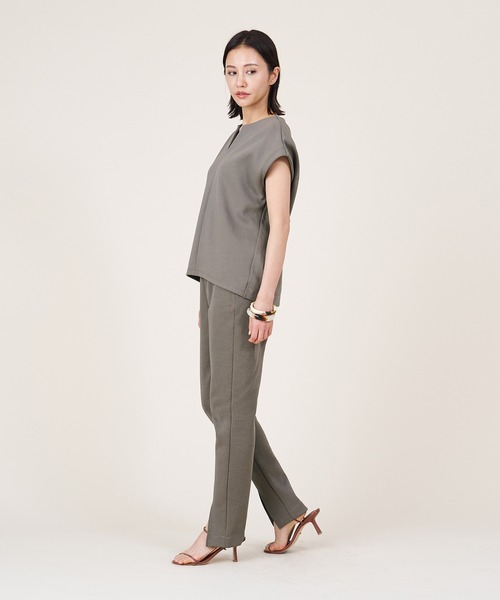 marmors（マルモア）の「【marmors】keyneck pullover〈セットアップ対応〉（Tシャツ/カットソー・レディース・カーキオリーブ/グレー/ブラック・36）」の4枚目の写真