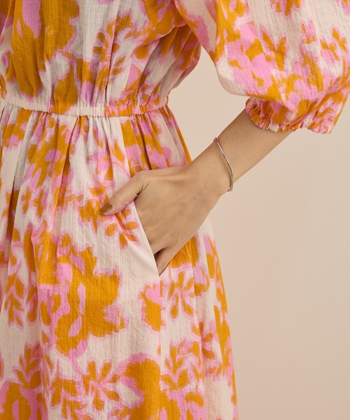 ROPE'（ロペ）の「【DEVEAUX（デヴォー）】別注ボカシフラワーウエストギャザーワンピース/洗える（ワンピース・レディース・ブラウン系その他2/オレンジ系その他・FREE）」の12枚目の写真