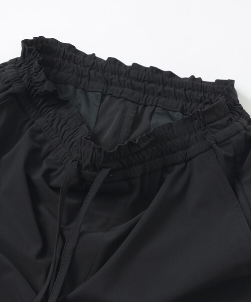 MACKINTOSH LONDON（マッキントッシュ ロンドン）の「【婦人画報掲載】【Lesbury Easy Pants/レスベリー イージーパンツ】トリコットストレッチクロップトパンツ（その他パンツ・レディース・ブラック/ライトブルー/ブラウン/ピンク系その他2/ダークブラウン/グリーン・36/38）」の18枚目の写真