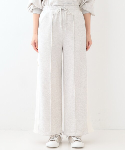 Cutie Blonde（キューティーブロンド）の「【洗える/S-LL】スウェットライン配色イージーパンツ（その他パンツ・レディース・ブラック/ライトグレー・01/02/03/04）」の11枚目の写真