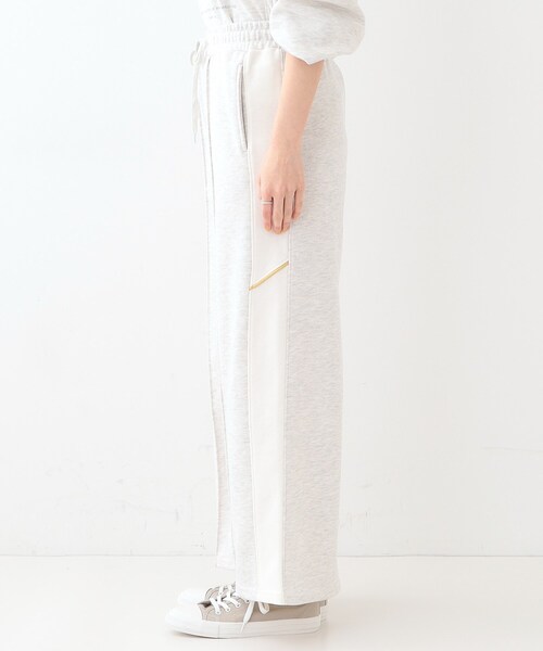 Cutie Blonde（キューティーブロンド）の「【洗える/S-LL】スウェットライン配色イージーパンツ（その他パンツ・レディース・ブラック/ライトグレー・01/02/03/04）」の12枚目の写真
