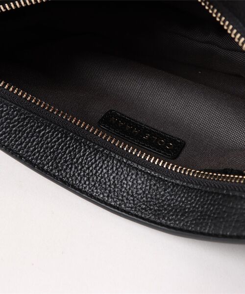 COLE HAAN(コールハーン)の「エリザベスクロスボディ womens(ショルダーバッグ・レディース・ブラック・OSFA)」の4枚目の写真