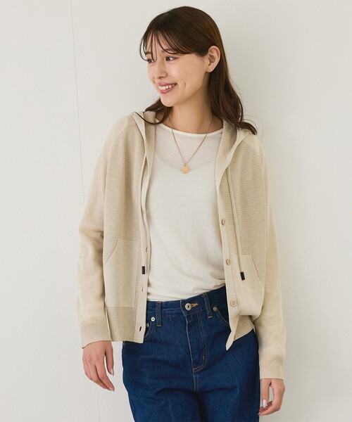 Jayro(ジャイロ)の「フード付ニットカーディガン(カーディガン/ボレロ・レディース・ベージュ/ブラック/ホワイト/グリーン・FREE)」の3枚目の写真