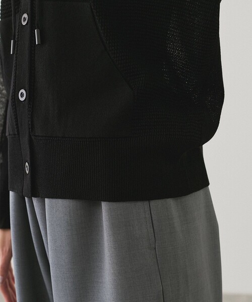 Jayro(ジャイロ)の「フード付ニットカーディガン(カーディガン/ボレロ・レディース・ベージュ/ブラック/ホワイト/グリーン・FREE)」の12枚目の写真