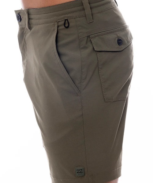 BILLABONG(ビラボン)の「BILLABONG メンズ SURFTREK PLUS HYBRID ショートパンツ 【2025年春夏モデル】/ビラボン撥水速乾ストレッチナイロンショートパンツ(その他パンツ・メンズ・ライトベージュ/ブラック/オリーブ・SMALL/MEDIUM/LARGE)」の5枚目の写真