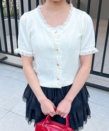 フリル付きハートボタン半袖ニット