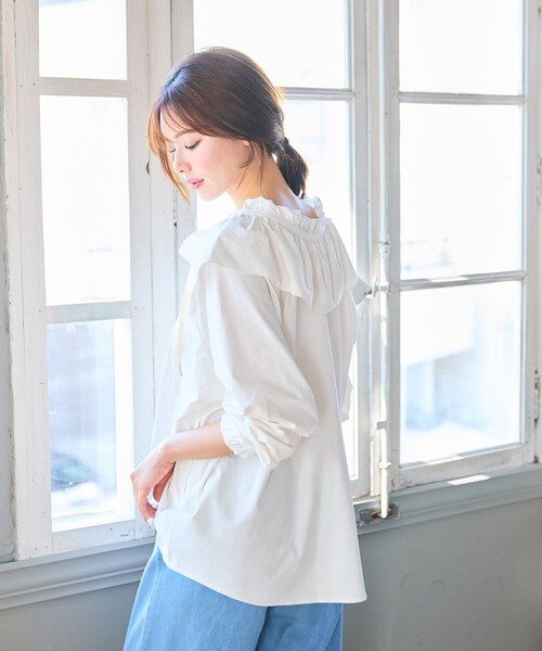 Feroux(フェルゥ)の「ラッシュガード ケープギャザー ブラウス(シャツ/ブラウス・レディース・ブラック系/ベージュ系/ホワイト系・F)」の21枚目の写真