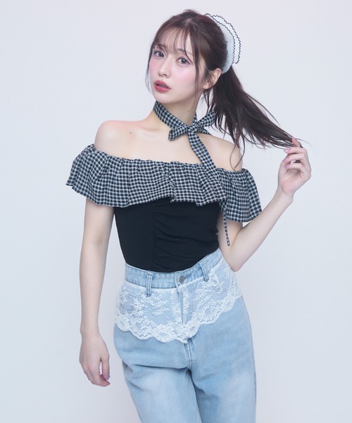 TITTY&CO.（ティティーアンドコー）の「ギンガムフリルオフショルトップス半袖（Tシャツ/カットソー・レディース・ブラック/アイボリー/グレー・FREE）」の9枚目の写真