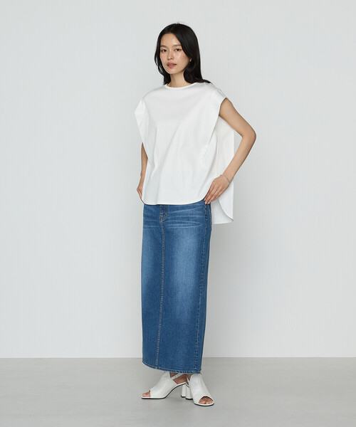 K.T KIYOKO TAKASE（キヨコタカセ）の「コットン強撚ポンチ ショルダータックTシャツ（Tシャツ/カットソー・レディース・ロイヤルブルー/ベージュ/ブラック/ブラウン/ホワイト/ネイビー・9号/7号）」の8枚目の写真