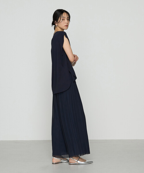 K.T KIYOKO TAKASE（キヨコタカセ）の「コットン強撚ポンチ ショルダータックTシャツ（Tシャツ/カットソー・レディース・ロイヤルブルー/ベージュ/ブラック/ブラウン/ホワイト/ネイビー・9号/7号）」の16枚目の写真