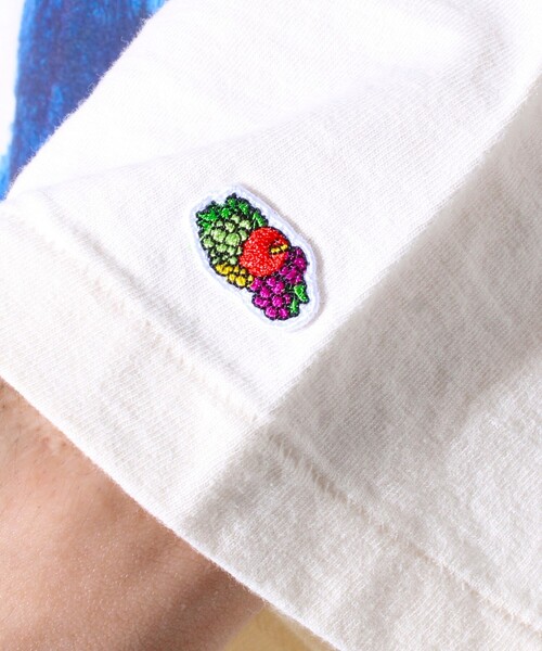 FRUIT OF THE LOOM（フルーツオブザルーム）の「【SESAME STREET×FOTL】Photo T-Shirt C クルーネックプリントTシャツ（Tシャツ/カットソー・メンズ・ホワイト/チャコールグレー・L/M）」の7枚目の写真