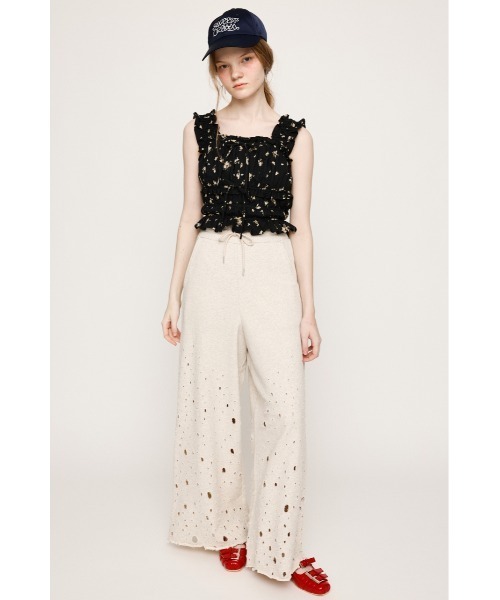 SLY（スライ）の「MANY BELTED FLATS メニー ベルティド フラット（サンダル・レディース・レッド/ブラック・SMALL/MEDIUM/LARGE）」の3枚目の写真