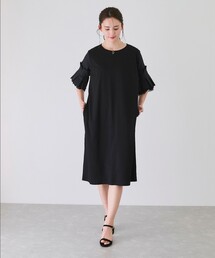袖フリルストレートワンピース