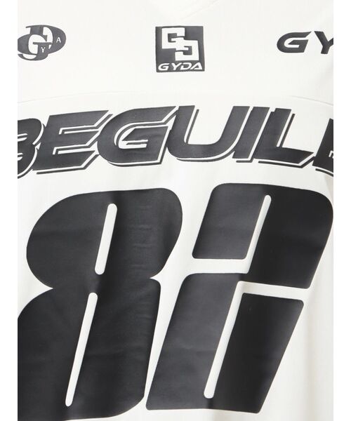 GYDA（ジェイダ）の「BEGUILE 82SPORTY VネックBIG Tシャツ（Tシャツ/カットソー・レディース・オフホワイト/ブラック/パープル・FREE）」の13枚目の写真