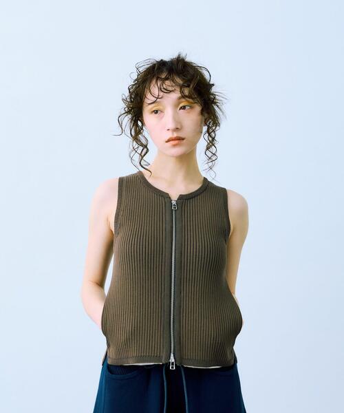THE GOODLAND MARKET(ザグッドランドマーケット)の「cwtch SLEEVE LESS ZIPTOPS(ニット/セーター・レディース・グレー/アイボリー/ブラウン・FREE)」の9枚目の写真